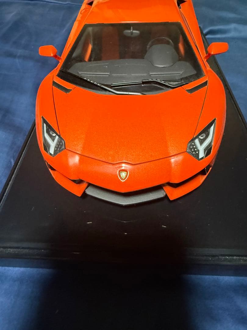 1/18 オートアート　AUTOart アヴェンタドール　オレンジ