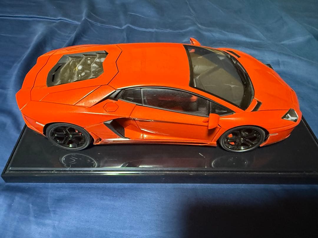 1/18 オートアート　AUTOart アヴェンタドール　オレンジ