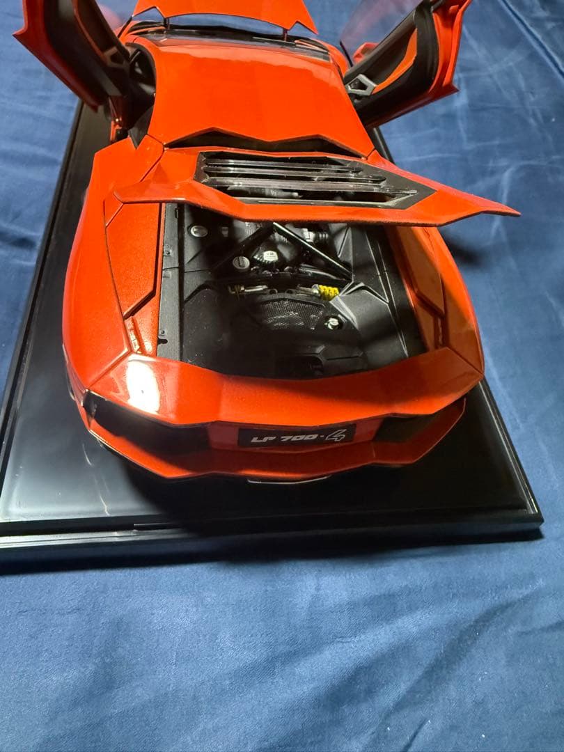 1/18 オートアート　AUTOart アヴェンタドール　オレンジ