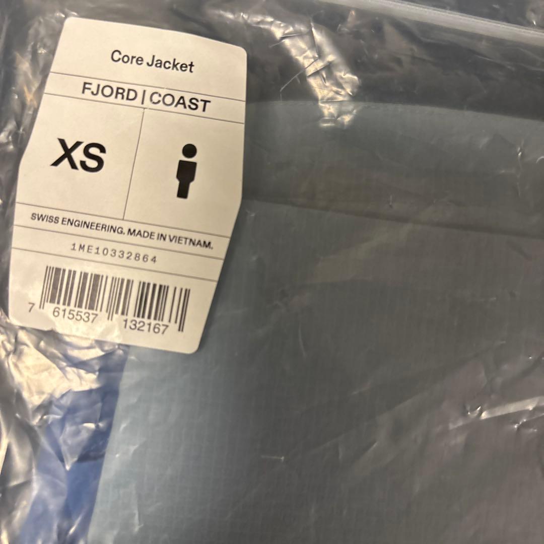 ON Core Jacket サイズXS