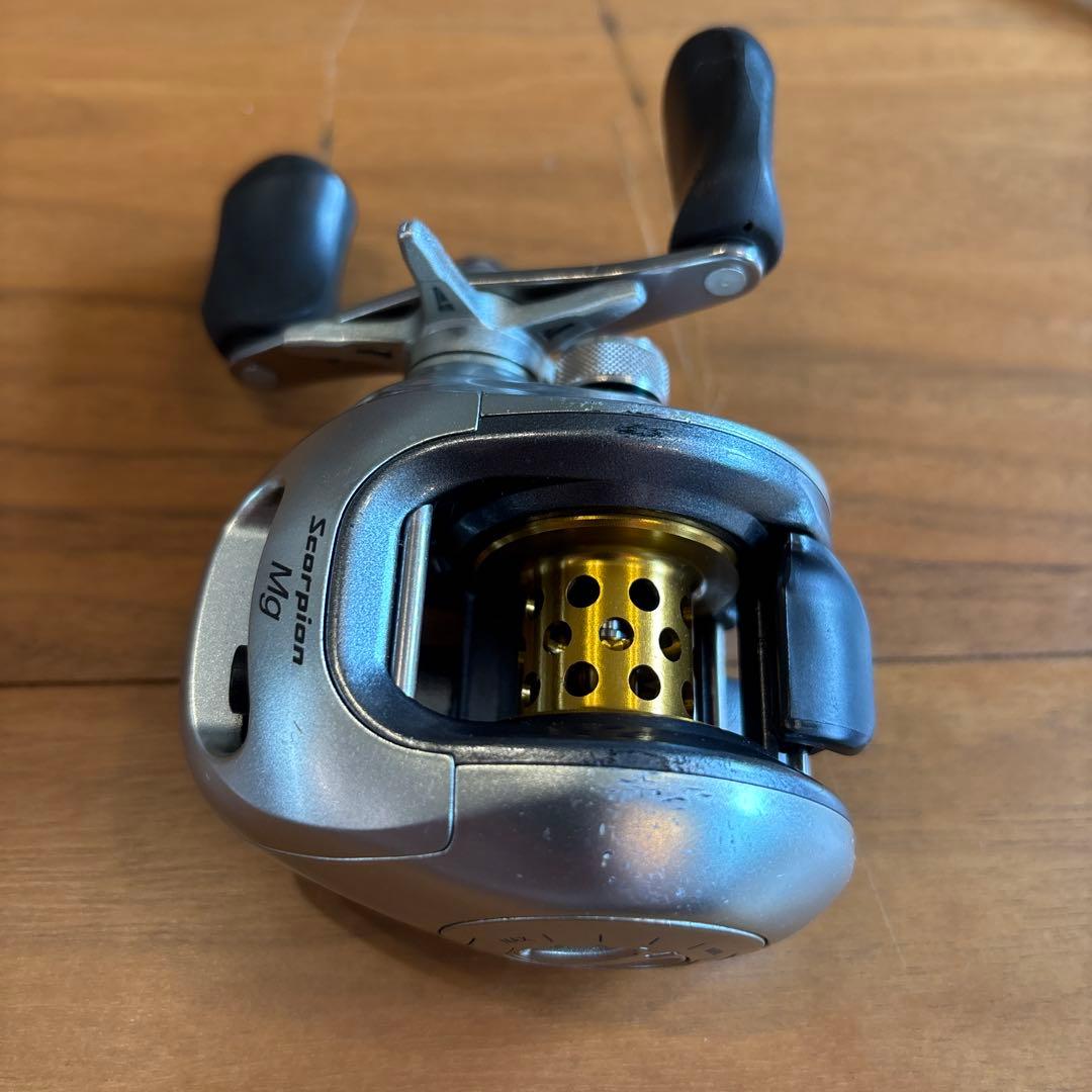 SHIMANO　スコーピオンXT 1582F & Mg 1000右ハンドル