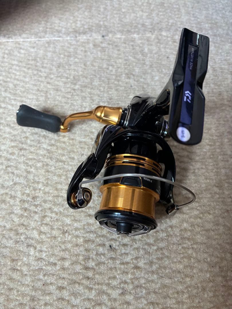 DAIWA 23LEGALIS LT1000S スピニングリール