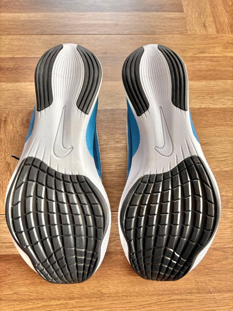☆新品 NIKE ナイキ ズームフライ4 ランニング マラソン 陸上 25cm☆