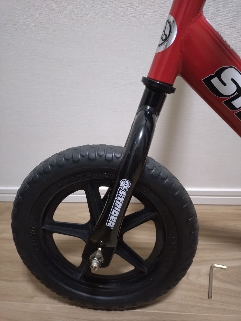 【日本正規品】STRIDER 12 SPORT バランスバイク レッド