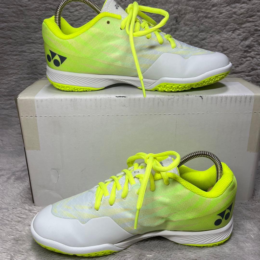 YONEX バドミントンシューズ SHBAZ2W 23.5cm　エアラスZワイド