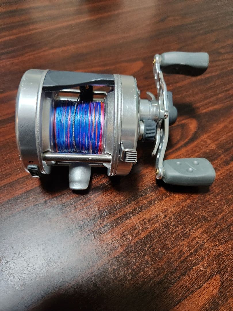 アブガルシア アンバサダー5500s 右巻き
