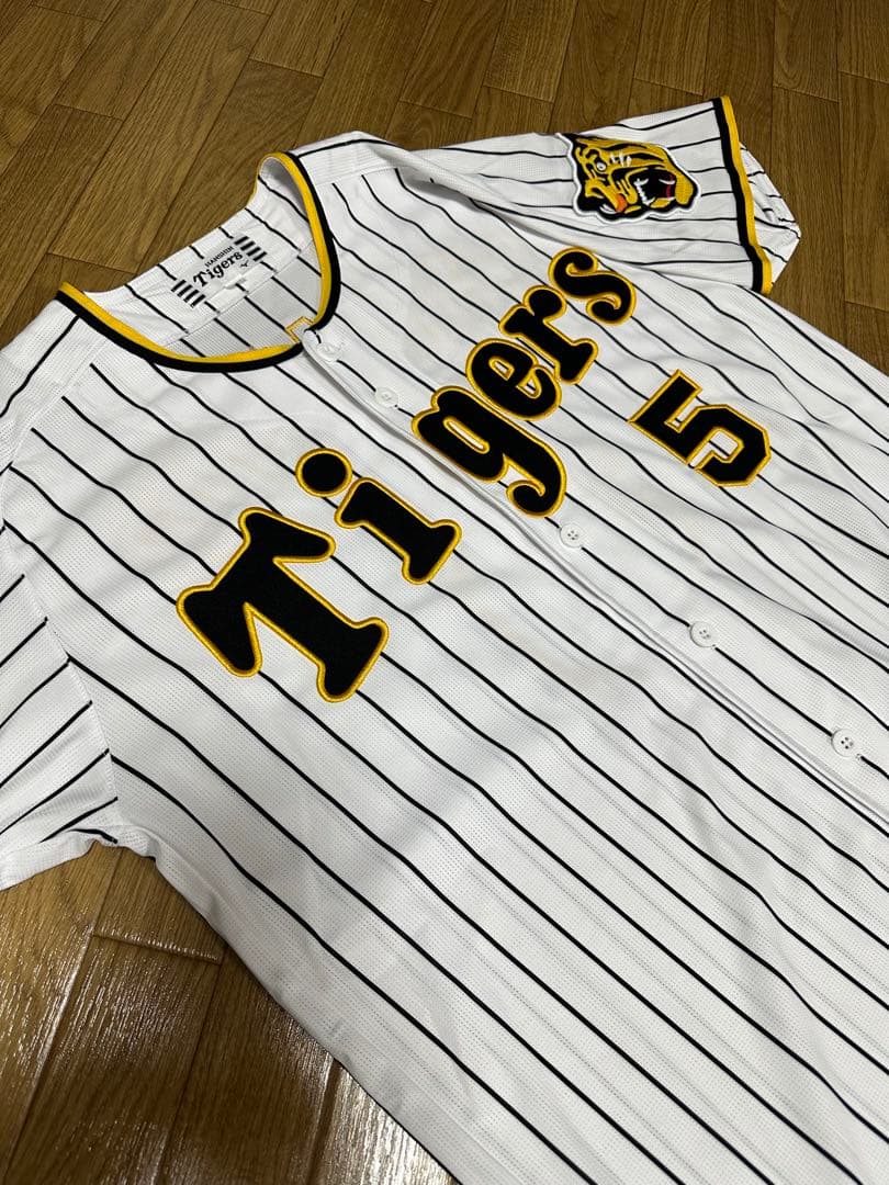 阪神タイガース　ユニフォーム　近本　レア　ユニフォーム