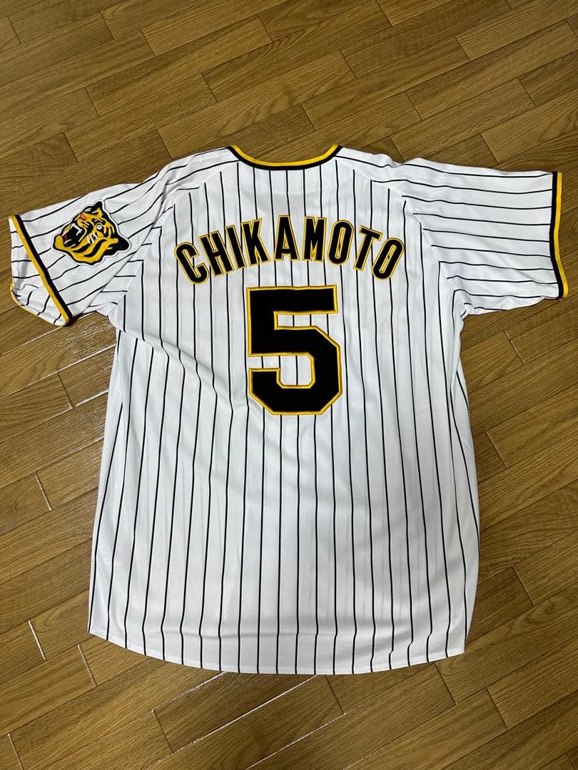 阪神タイガース　ユニフォーム　近本　レア　ユニフォーム