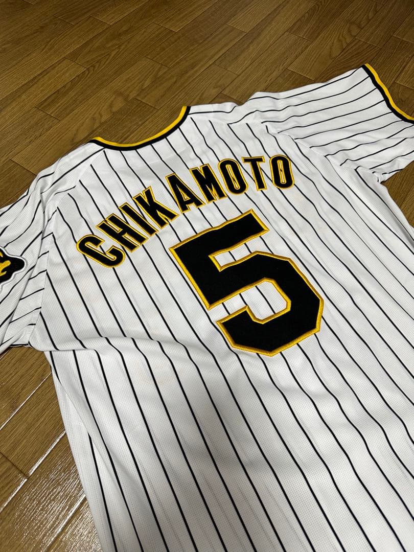 阪神タイガース　ユニフォーム　近本　レア　ユニフォーム