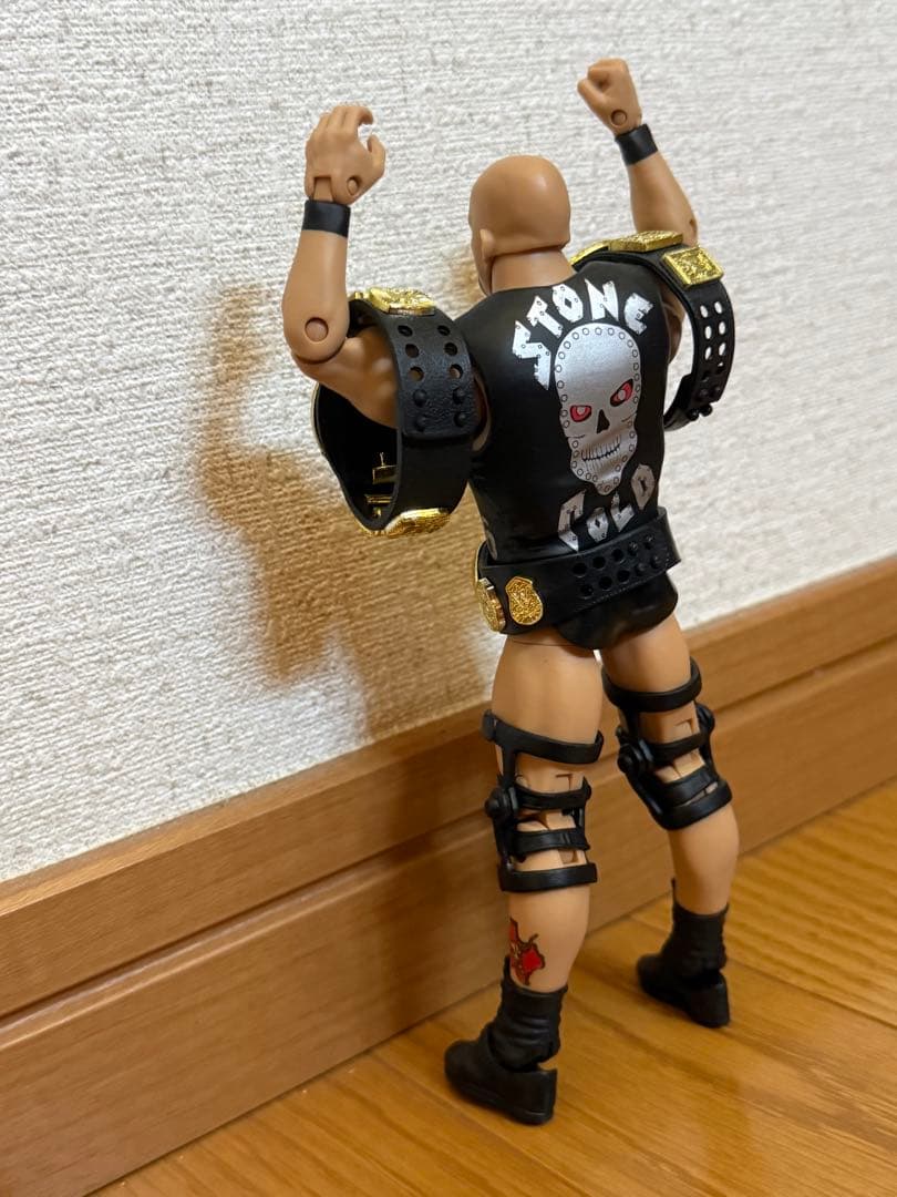 WWE Defining Moments スティーブオースチン　フィギュア