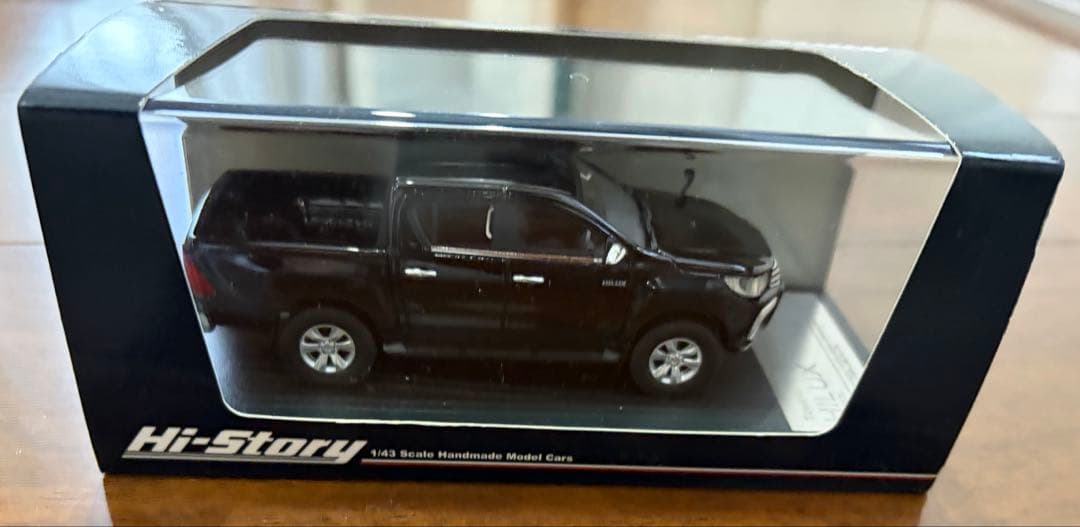 Hi-Story Hilux 2017モデル1/43スケール ブラック