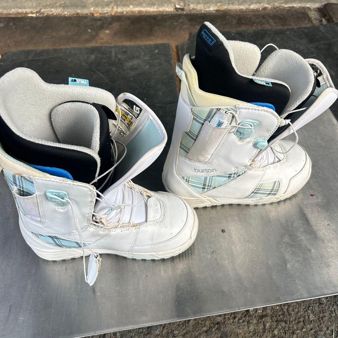 Burton バートン スノーボードブーツ　MINT　women's 25cm