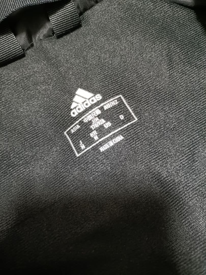 【新品】adidas ブラック ベンチコート Mサイズ