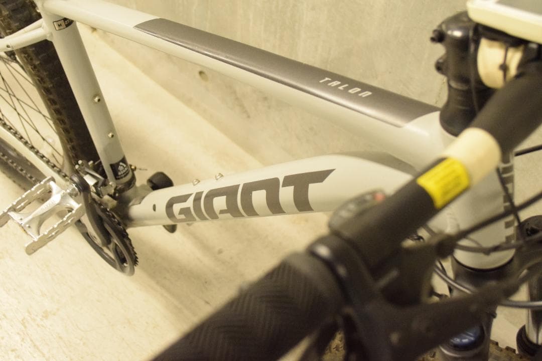 自転車本体 GIANT Bicycles | TALON 2
