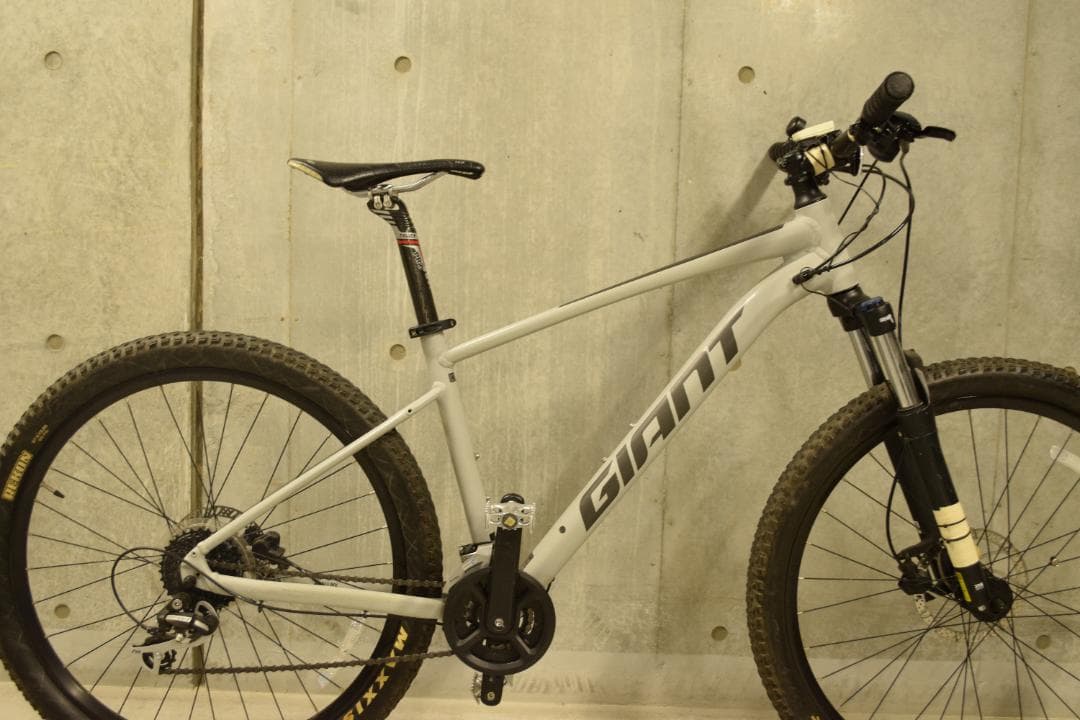 自転車本体 GIANT Bicycles | TALON 2