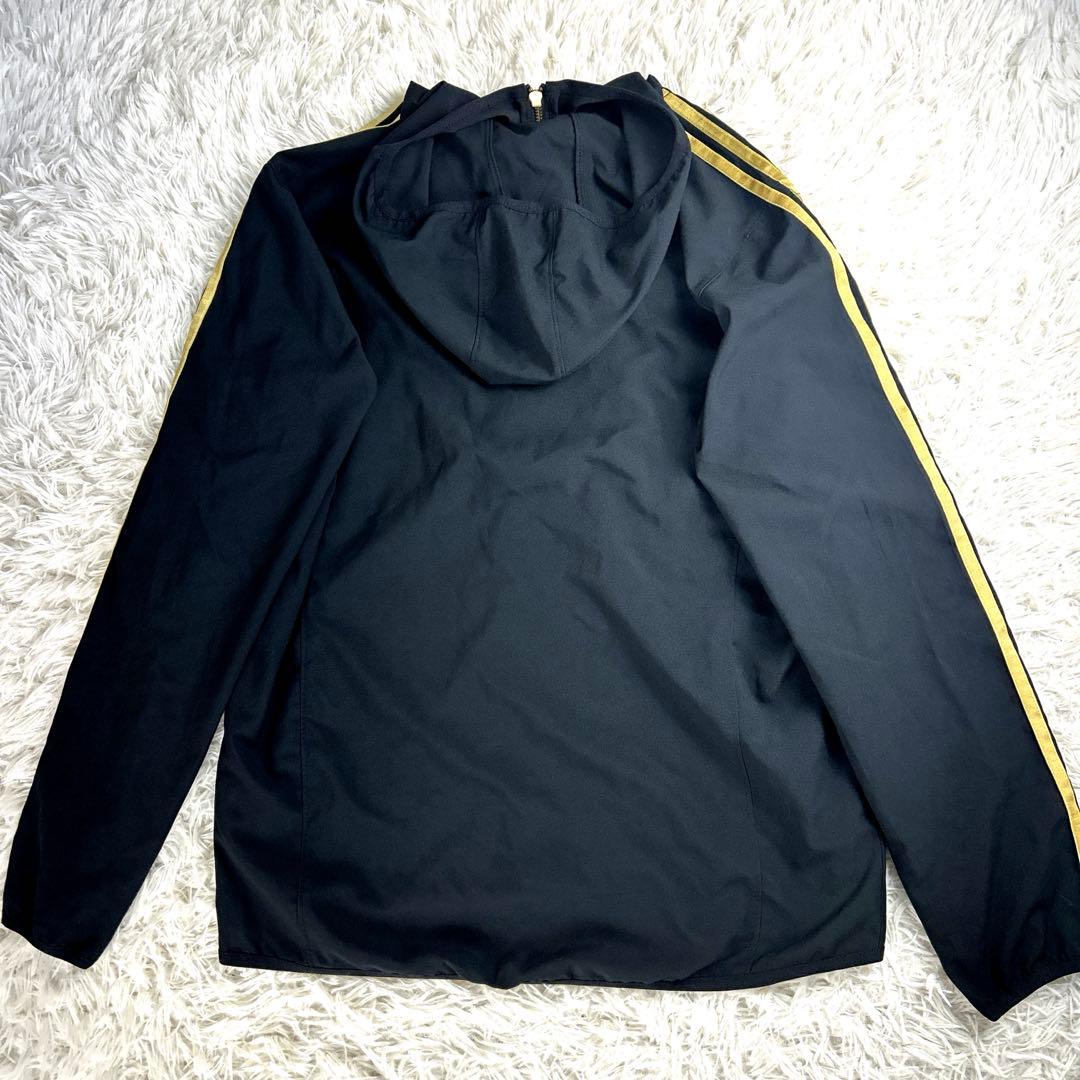 【美品・大きめ】アディダス　黒×金　セットアップ　ジャージ　上XL 下L