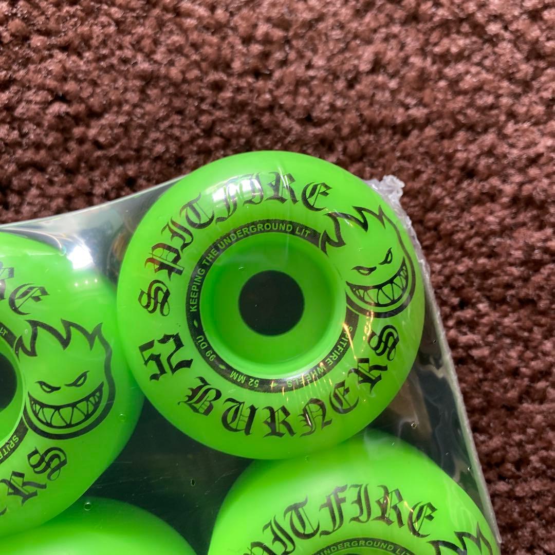 スピットファイア バーナーズ 52mm 99a グリーン　スケボーウィール
