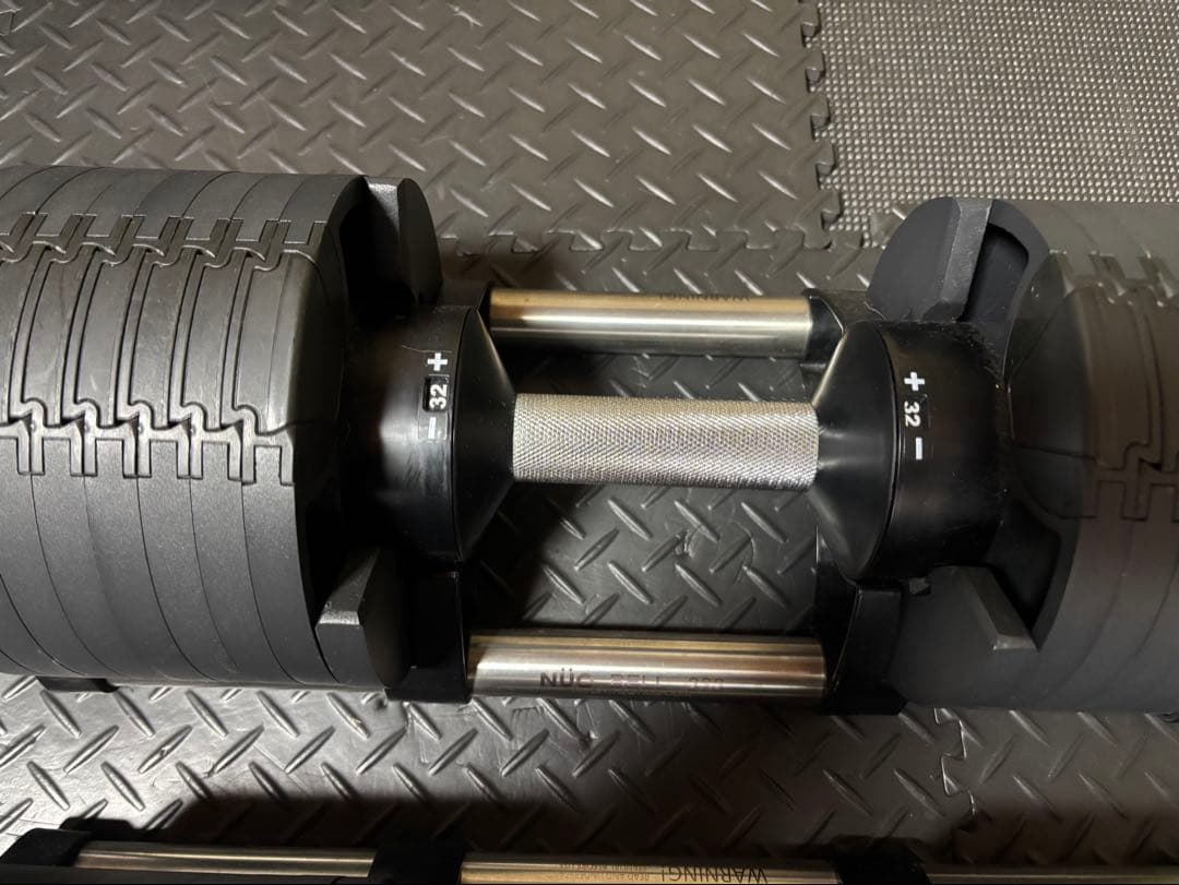 FLEXbellフレックスベル可変式ダンベル32kg2個1セット【引き取り希望】
