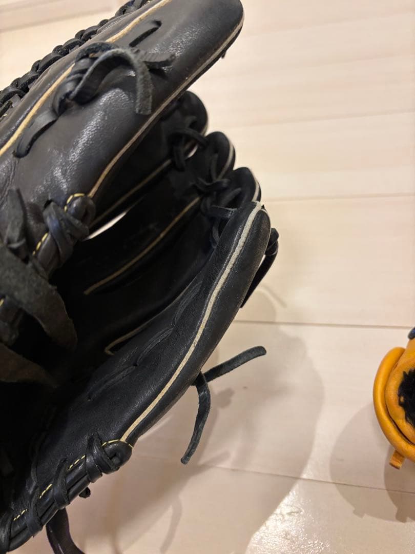 Mizuno Select 9ジュニア用グローブ二個セット