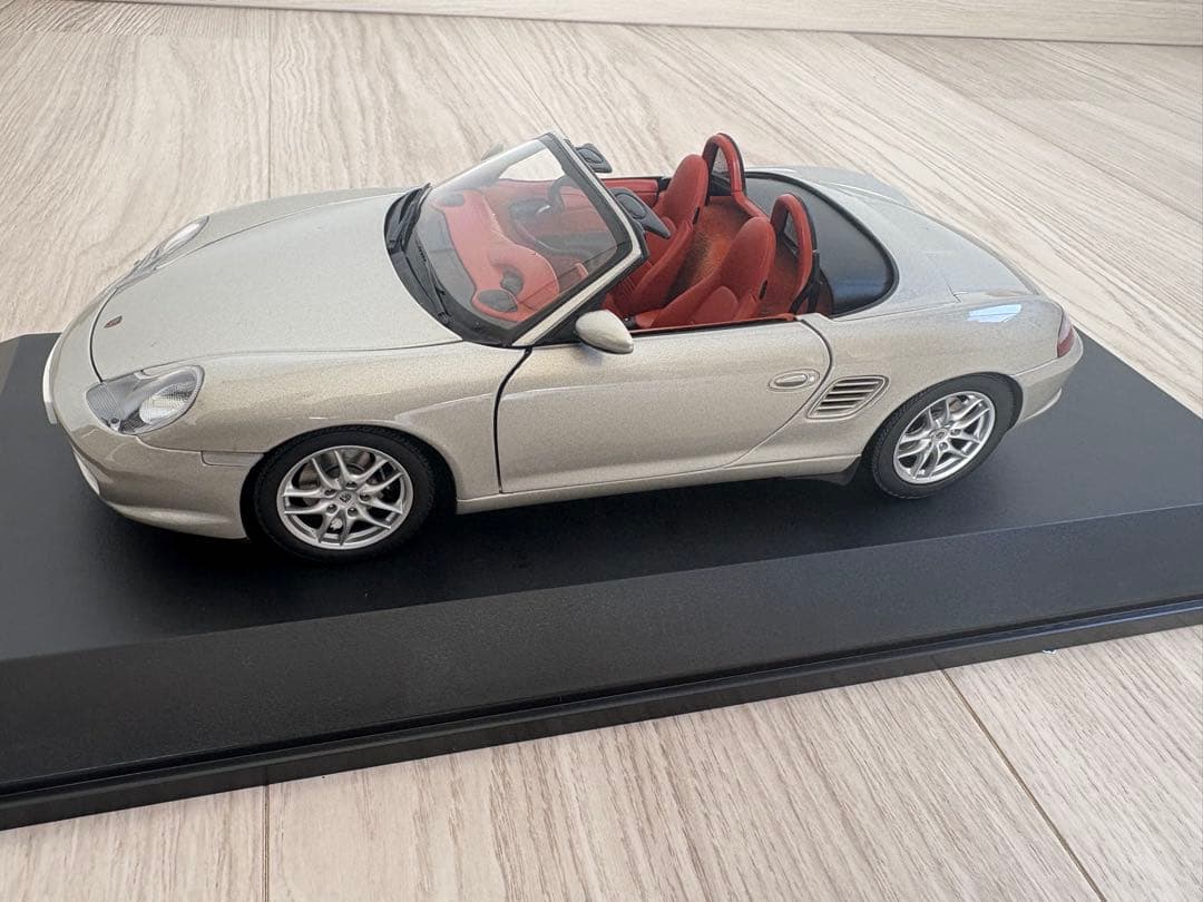 1/18 ポルシェ 986 BOXSTER オートアート製