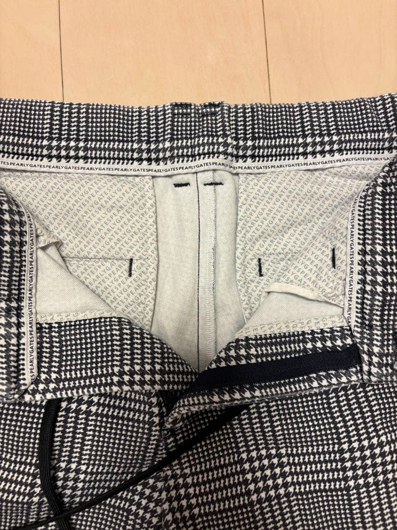 PEARLY GATES パーリーゲイツ チェック柄パンツ　4