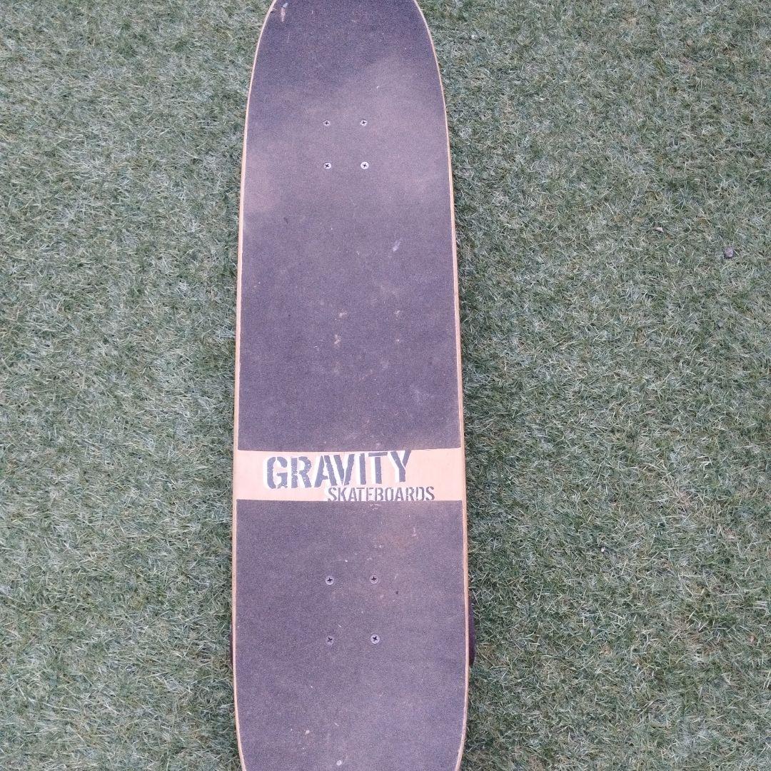 スケートボード Gravity Skateboards Thirty Six Inch Pool