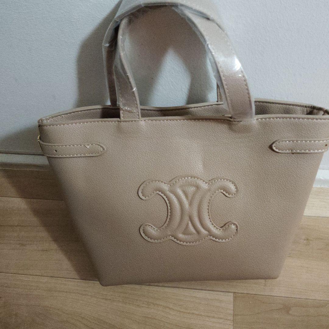 CELINE ノベルティー♡ショルダーバッグ ロゴ入り