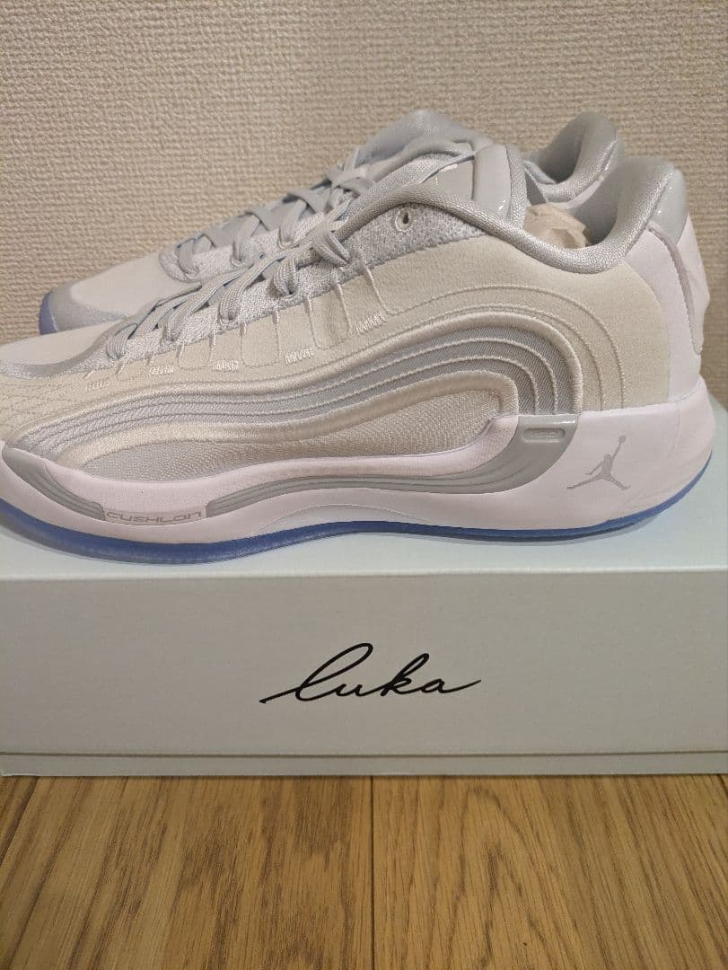Jordan Luka 4 10.5 (US) ホワイト