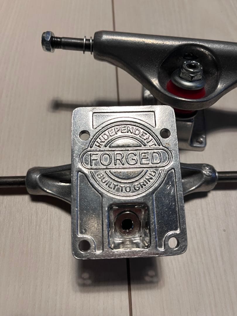 インディペンデントトラック　129 FORGED HOLLOW