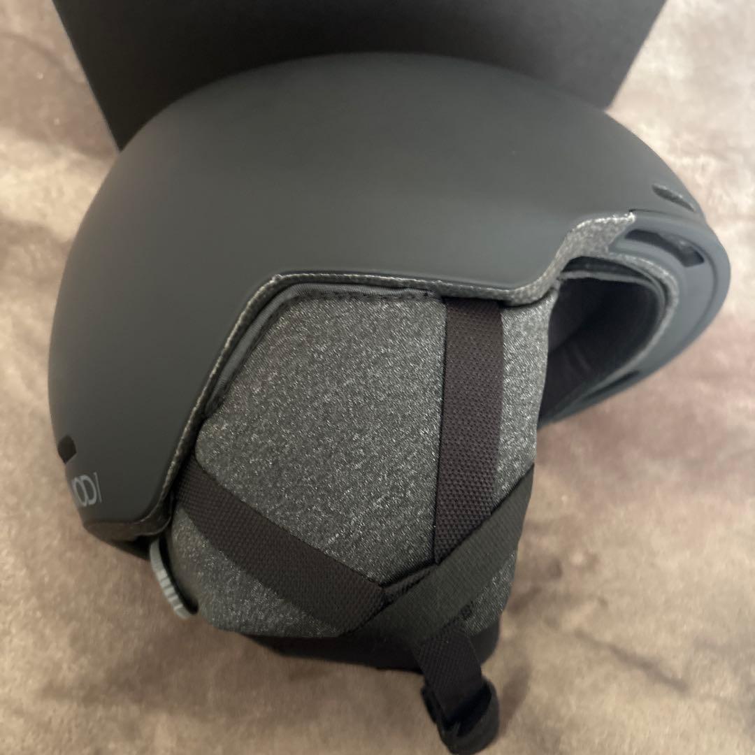 オークリーヘルメットMOD1