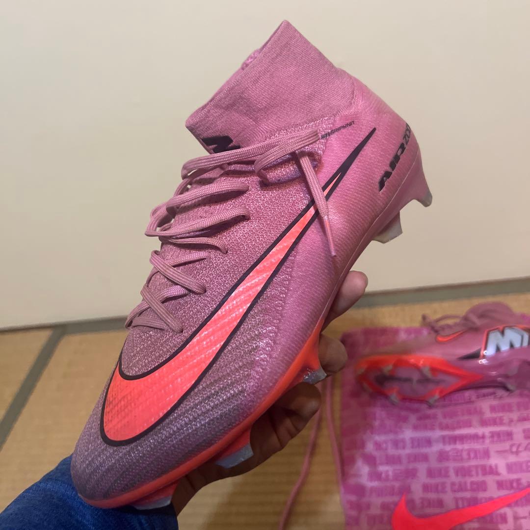 Nike サッカーシューズ ピンク ハイカット
