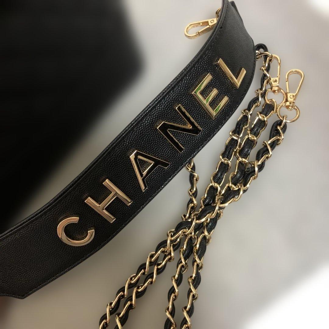 CHANEL ブラック キルティングバッグ