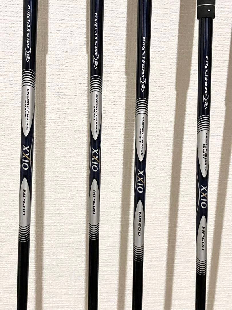綺麗 初心者様にオススメ ゼクシオ MP600 メンズゴルフセット adidas