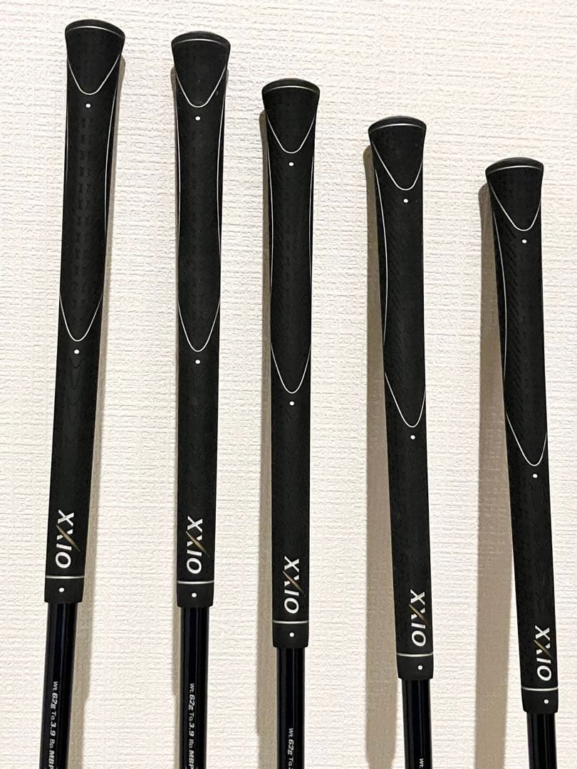 綺麗 初心者様にオススメ ゼクシオ MP600 メンズゴルフセット adidas