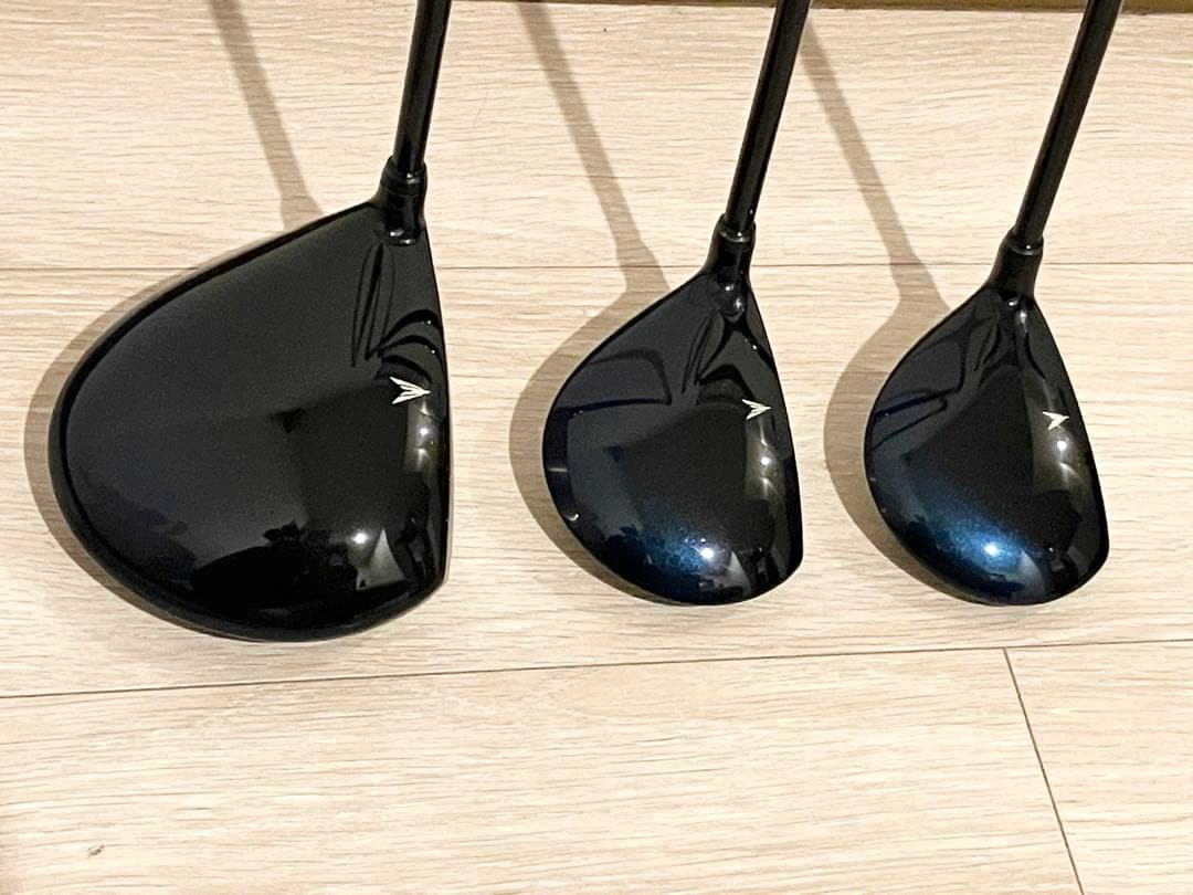 綺麗 初心者様にオススメ ゼクシオ MP600 メンズゴルフセット adidas