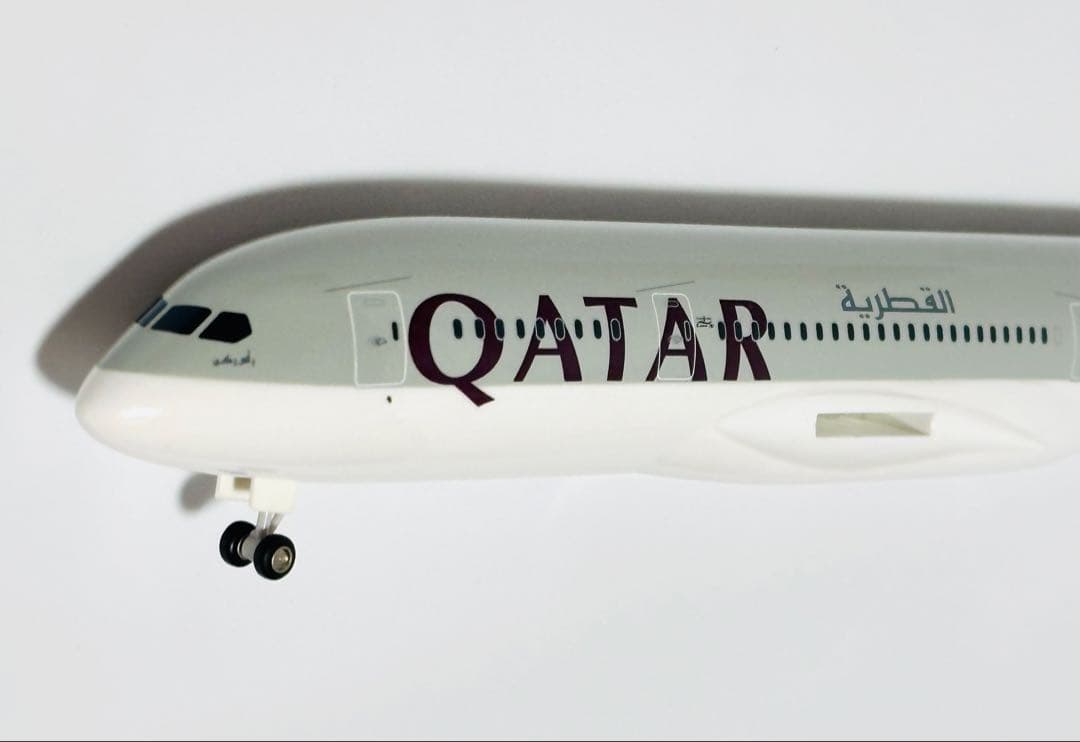 SOCATEC 1/200 B787-8 カタール航空