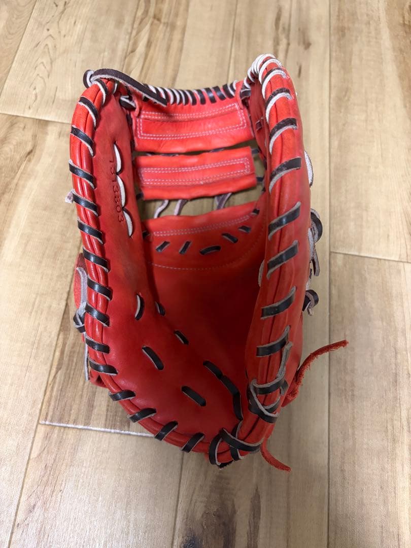 Under Armour 軟式グローブ オレンジ