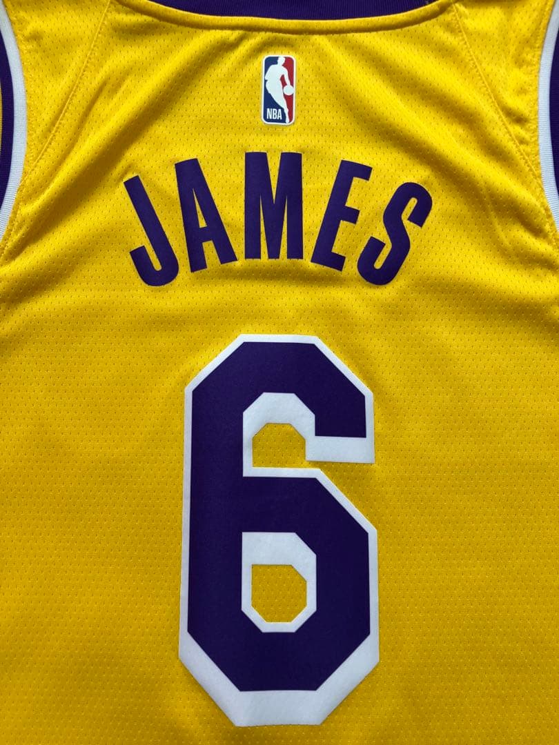 ★美品 NBA レブロン・ジェームズ LAKERS レイカーズ ユニフォーム