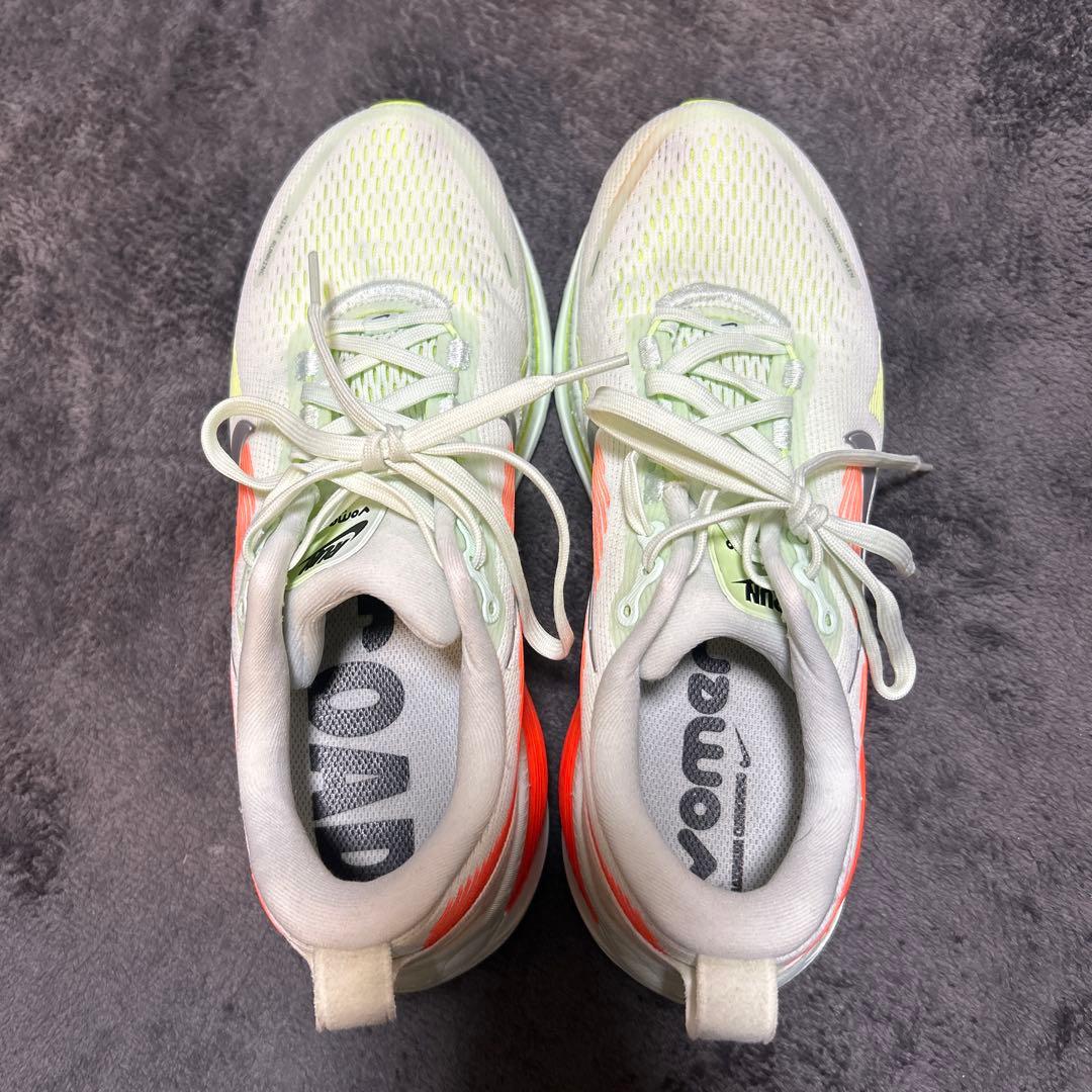 ボメロ18　　Nike ZoomX スニーカー US 7