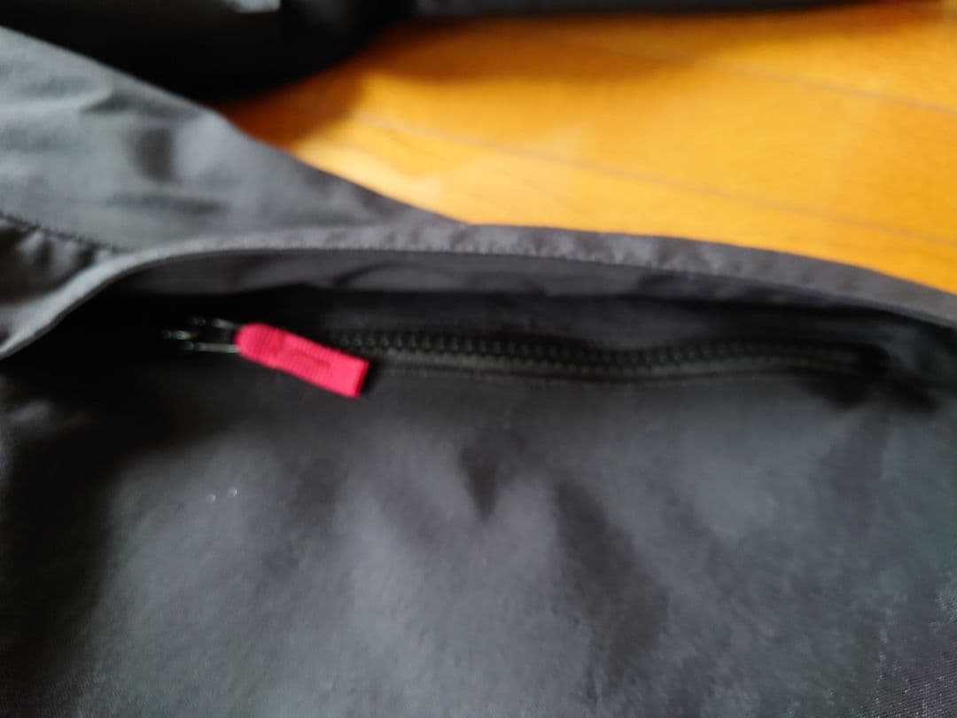 XEFO.GORE-TEX フード付ダウンレインウェア ブラック本日まで値下げ。