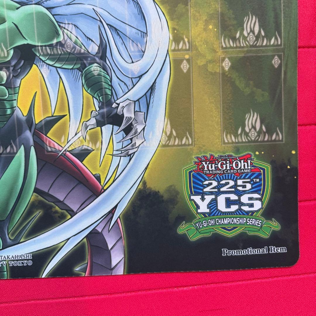 【特価】遊戯王　E・HEROフレイムウィングマン　プレイマット　YCS