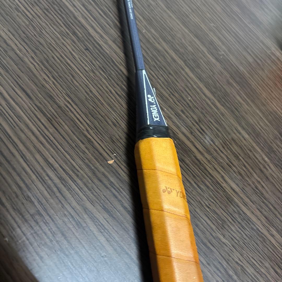 YONEXヨネックス AEROTUS 80 バドミントン ラケット 2U-G4