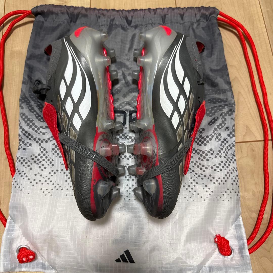 adidasプレデター ELITE フォールディングタン AG