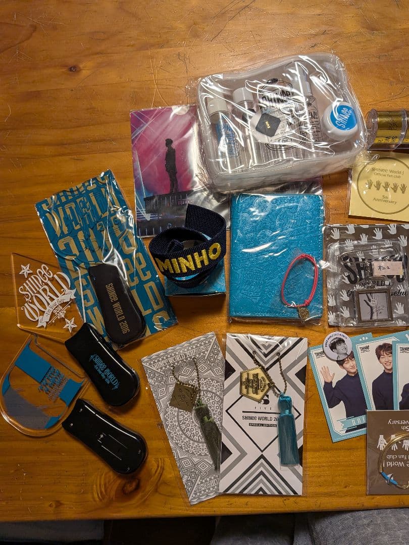 SHINee 公式グッズセット