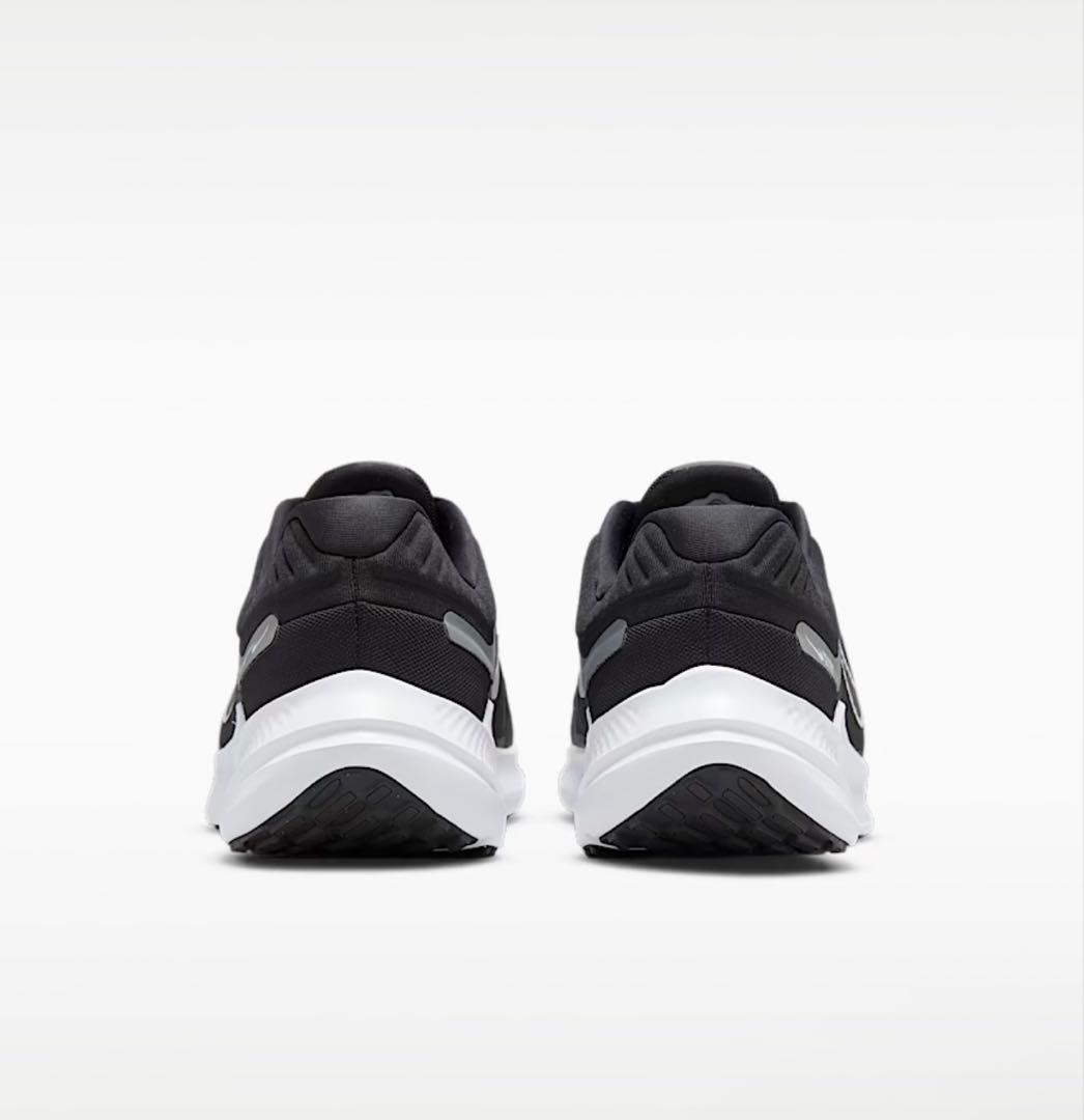 Nike ランニングシューズ ブラック/ホワイト
