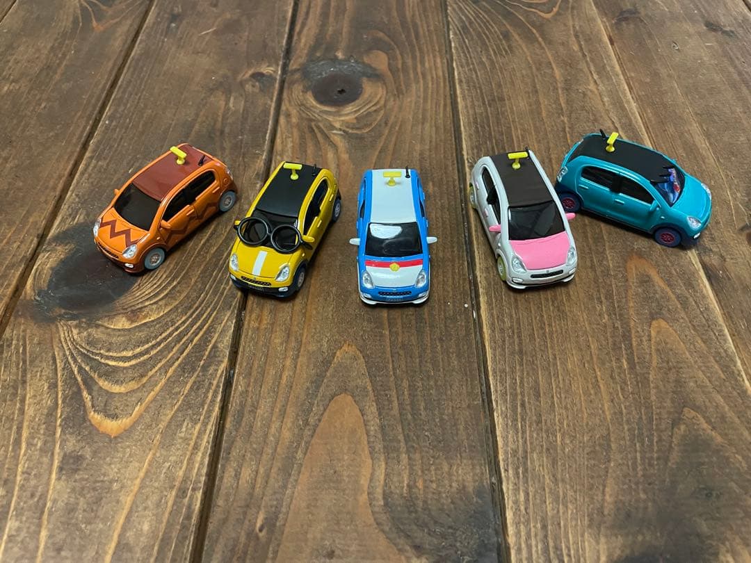 非売品！！ドラえもんTOYOTAパッソ　ミニカー