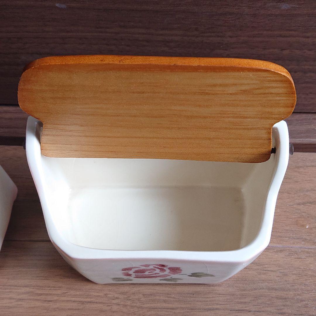 マニーmany ローズ陶器キャニスター Ｍと Ｌ 二点セットです