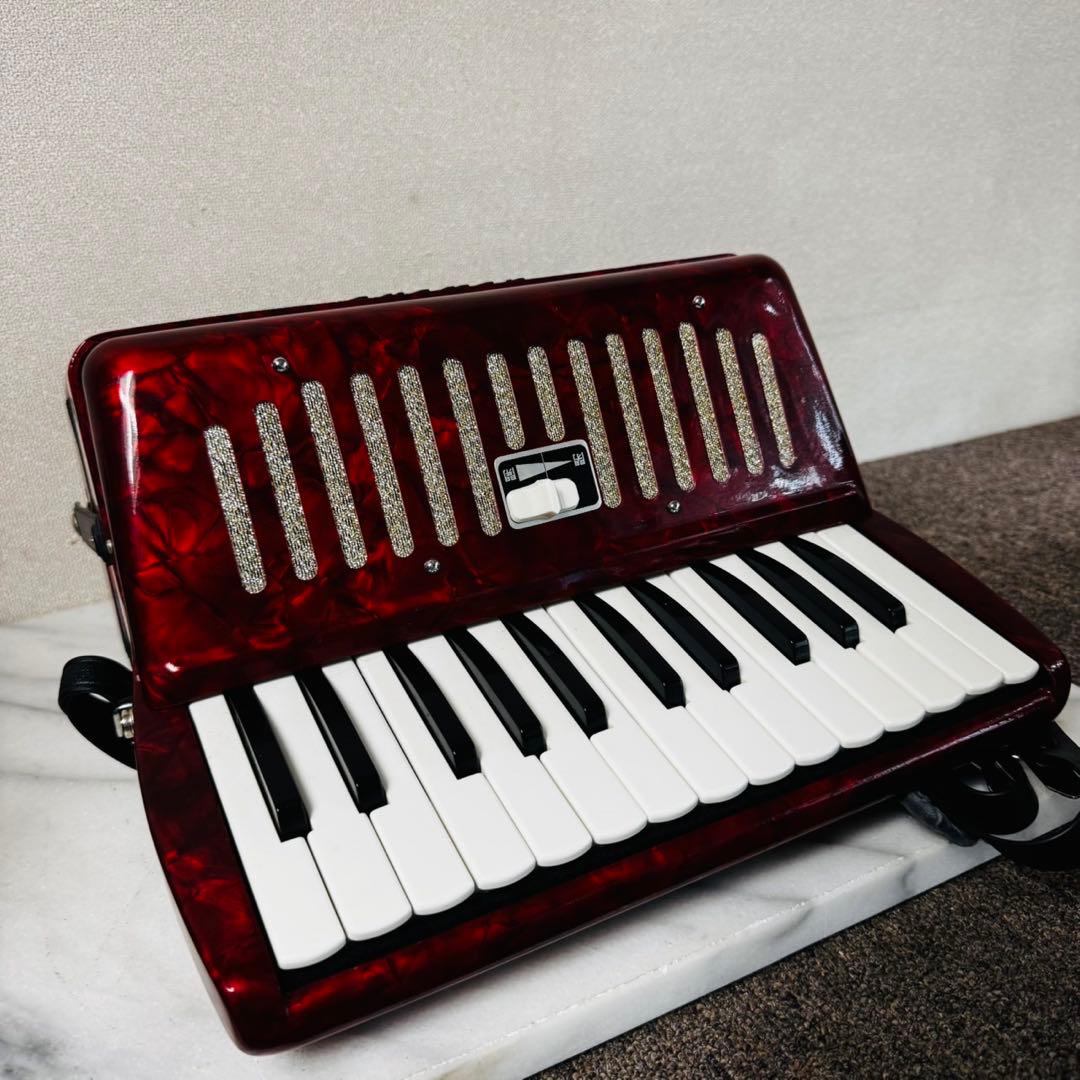 J33 YAMAHA S-25B アコーディオン 25鍵盤 赤 ソフトケース付