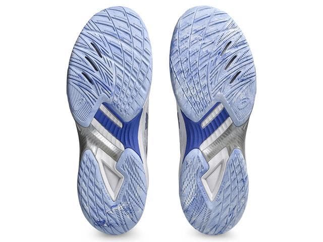 アシックス 1053A067 100 26.0 V-SWIFT FF 4/新品