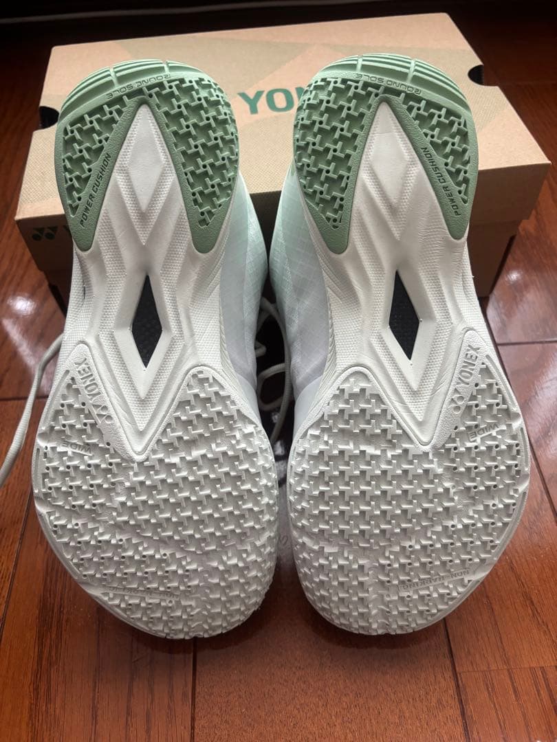 YONEX AERUS エアラス　ワイド　バドミントンシューズ　エアラス